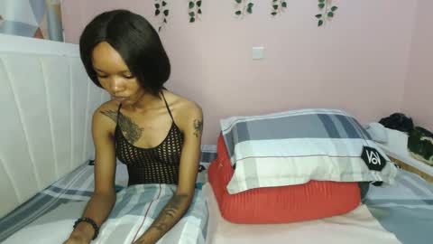 meggy and bree online show from 03-25-26, 06:58