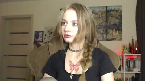 Eva online show from 02-25-26, 04:27