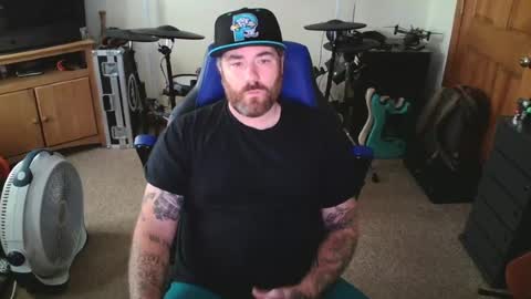 Snapshot of metalhead18787 chatting on 07-11-26, 11:13 metalhead18787 online show from 07-11-26, 11:13
