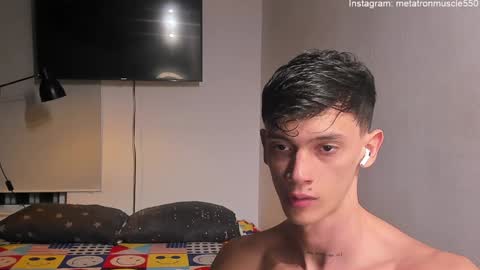 Snapshot of metatron_muscle chatting on 01-06-25, 12:27 Dany online show from 01-06-25, 12:27