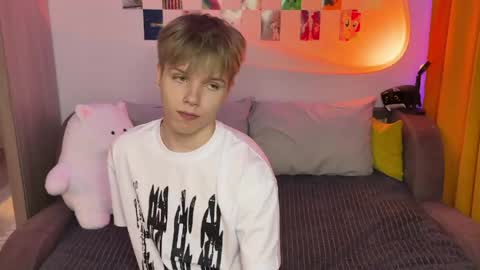 Arthur online show from 04-27-26, 09:02