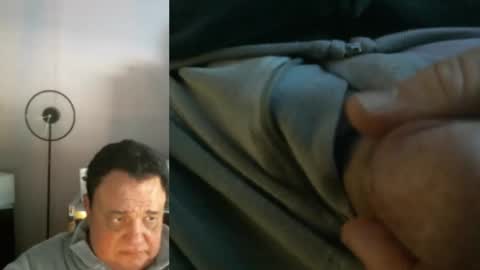 Snapshot of metrowester chatting on 12-23-24, 07:20 metrowester online show from 12-23-24, 07:20