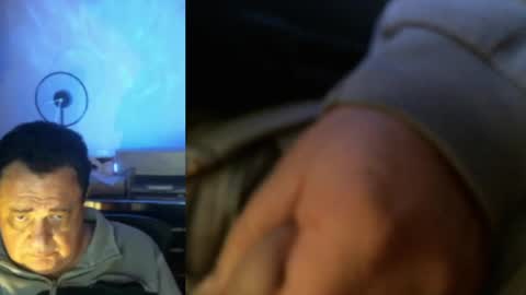 Snapshot of metrowester chatting on 01-01-25, 11:29 metrowester online show from 01-01-25, 11:29