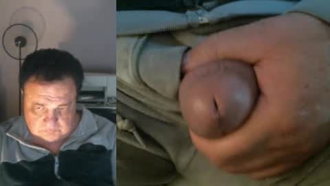 Snapshot of metrowester chatting on 10-20-25, 07:14 metrowester online show from 10-20-25, 07:14