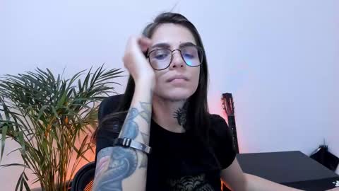 Meurif online show from 03-05-25, 04:24