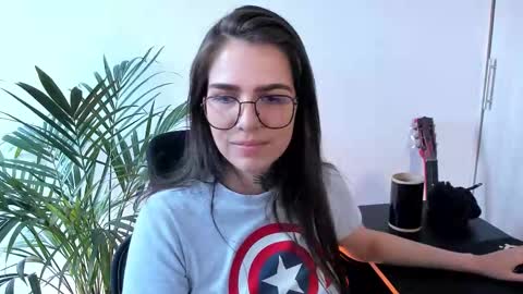 Meurif online show from 11-05-25, 05:24