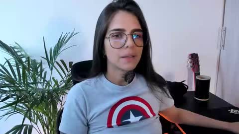 Meurif online show from 11-18-25, 01:15