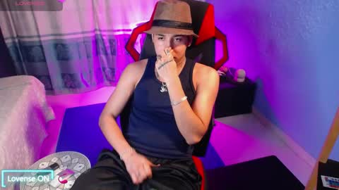 Jhon online show from 04-14-26, 01:44