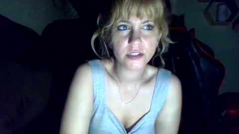 mezzy69 online show from 04-15-26, 08:43