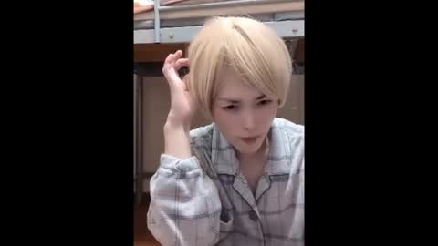 Snapshot of mgnhiroyuki chatting on 12-14-25, 11:26 mgnhiroyuki online show from 12-14-25, 11:26