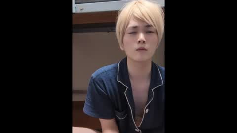 Snapshot of mgnhiroyuki chatting on 07-04-26, 06:36 mgnhiroyuki online show from 07-04-26, 06:36