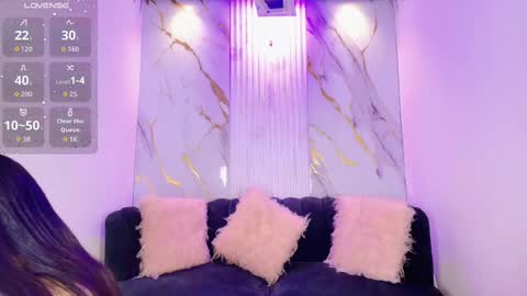 Mhia Kate online show from 11-22-25, 12:04