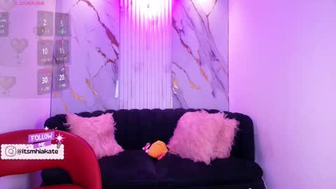 Mhia Kate online show from 02-12-26, 12:00