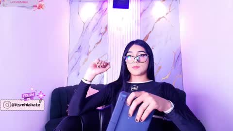 Mhia Kate online show from 04-28-26, 12:10