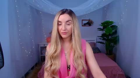 mi1a_ online show from 08-06-26, 03:19