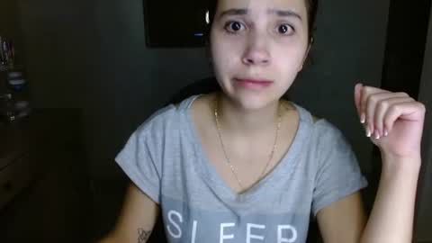 Mia online show from 07-02-26, 03:56