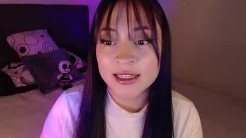Snapshot of mia_adams_red chatting on 02-03-25, 10:21 mia online show from 02-03-25, 10:21