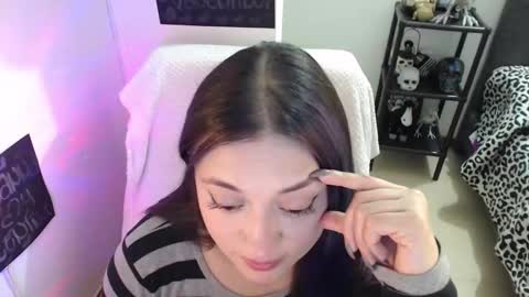 Snapshot of mia_adams_red chatting on 03-07-25, 02:36 mia online show from 03-07-25, 02:36