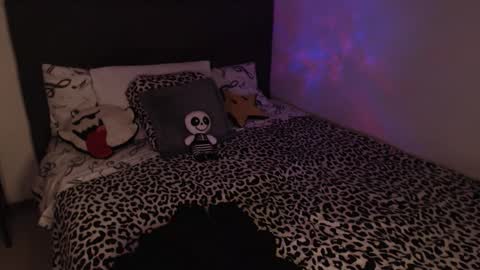 mia online show from 10-26-25, 12:49