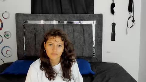 Snapshot of mia_and_kenai chatting on 12-17-25, 12:22 Mia and Kenai online show from 12-17-25, 12:22