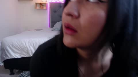 M I A  A Y R A online show from 10-12-25, 03:22