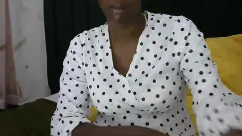 aishah petite online show from 01-16-25, 06:37