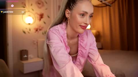 Snapshot of mia_bellamy chatting on 02-23-26, 03:20 Just call me Kitty online show from 02-23-26, 03:20