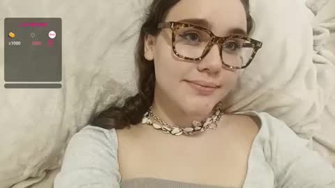Snapshot of mia_boone chatting on 12-25-24, 02:56 mia_boone online show from 12-25-24, 02:56
