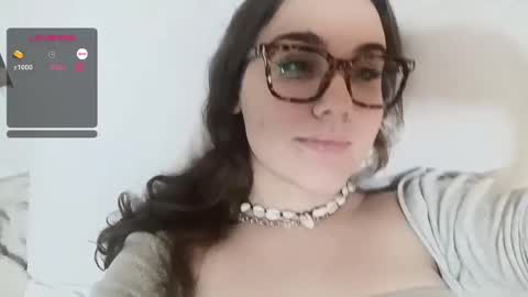 Snapshot of mia_boone chatting on 02-17-25, 07:15 mia_boone online show from 02-17-25, 07:15