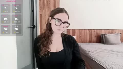 mia_boone online show from 11-10-25, 03:49