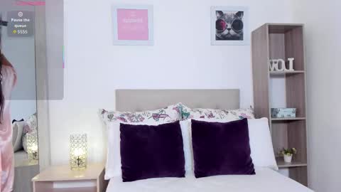 Mia Cano online show from 11-11-25, 04:40