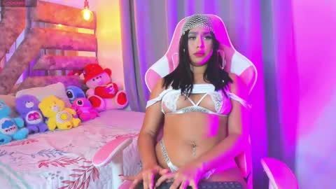Snapshot of mia_coxx1 chatting on 01-26-25, 06:59 Mia online show from 01-26-25, 06:59