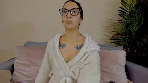 Sarah Luna online show from 06-05-26, 11:38