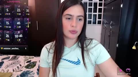 Snapshot of mia_danielsx chatting on 02-20-25, 02:40 Mia online show from 02-20-25, 02:40