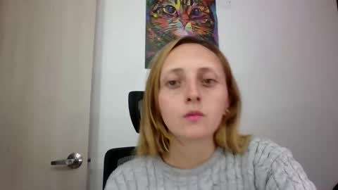 Snapshot of mia_dca chatting on 12-13-25, 10:59 mia_dca online show from 12-13-25, 10:59