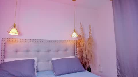 MIA help me get to 25 hands up online show from 04-14-26, 03:45