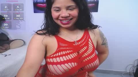 Snapshot of mia_downson chatting on 07-17-26, 10:55 Mia online show from 07-17-26, 10:55