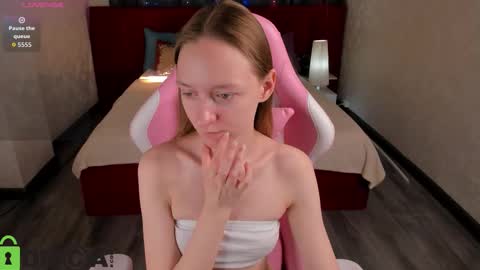 mia_e1fie online show from 01-06-26, 01:09