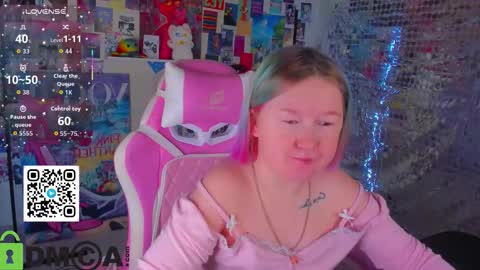 Mia online show from 02-09-26, 06:06