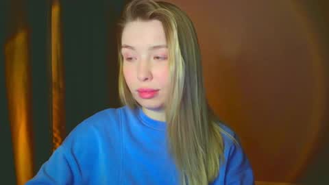 Mia online show from 12-10-24, 09:11