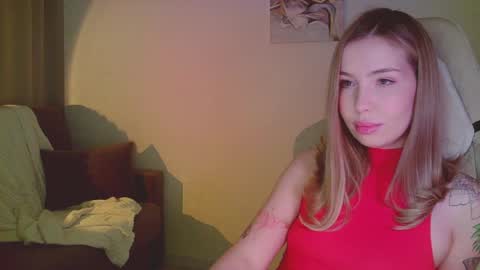 Mia online show from 05-12-26, 05:54