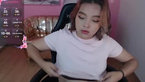 Mia online show from 10-28-25, 12:30