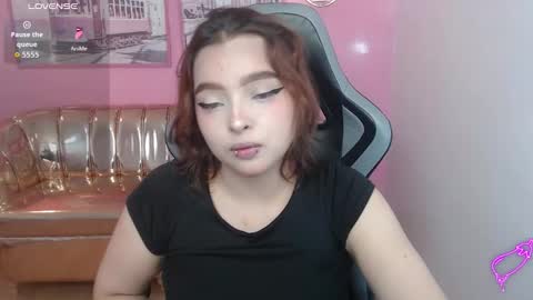 Mia online show from 01-13-26, 01:05