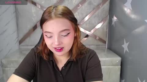 Mia online show from 04-22-26, 01:34