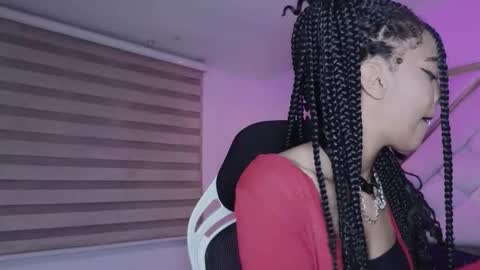 Mia online show from 03-20-26, 03:55