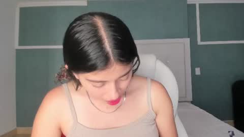mia online show from 06-12-26, 09:03