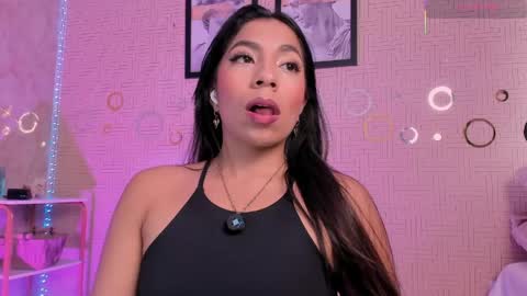 Snapshot of mia_gothzx chatting on 05-15-26, 08:27 Mia online show from 05-15-26, 08:27