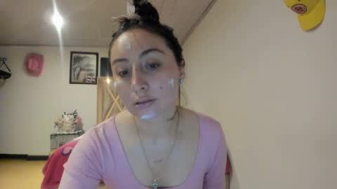 mia kaneee online show from 10-07-25, 09:01