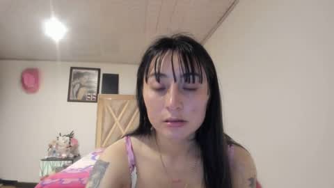 mia kaneee online show from 10-19-25, 09:37