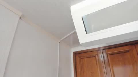 Mia online show from 02-24-26, 02:20